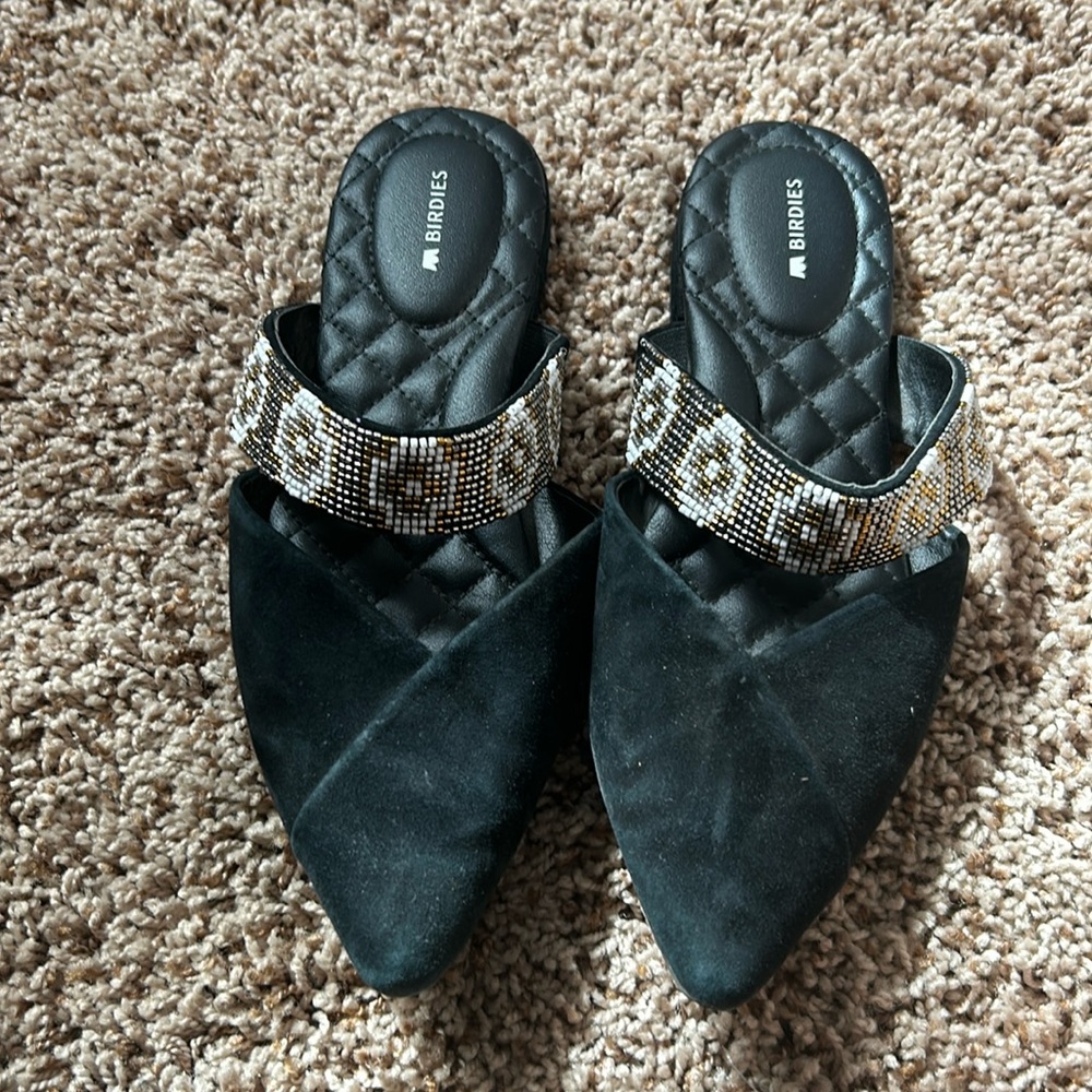 Birdies good condition pointed flats with beadwork size 7